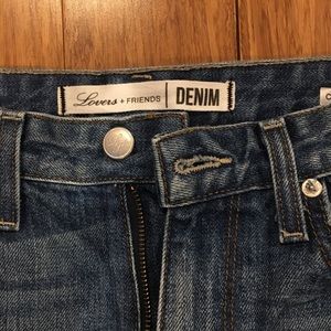 LOVERS AND FRIENDS AND MAVI DENIM SHORTS